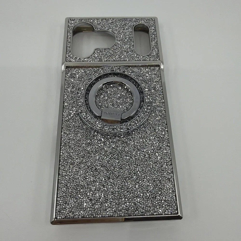 Flaunt square silver